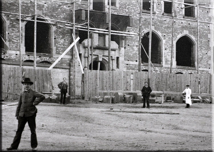 vielen Dank an die Familie Lauhoff/Gärtner für die Bereitstellung der Bilder aus dem Archiv von Kurt Lauhoff
