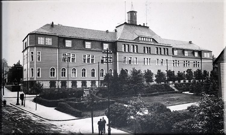 vielen Dank an die Familie Lauhoff/Gärtner für die Bereitstellung der Bilder aus dem Archiv von Kurt Lauhoff